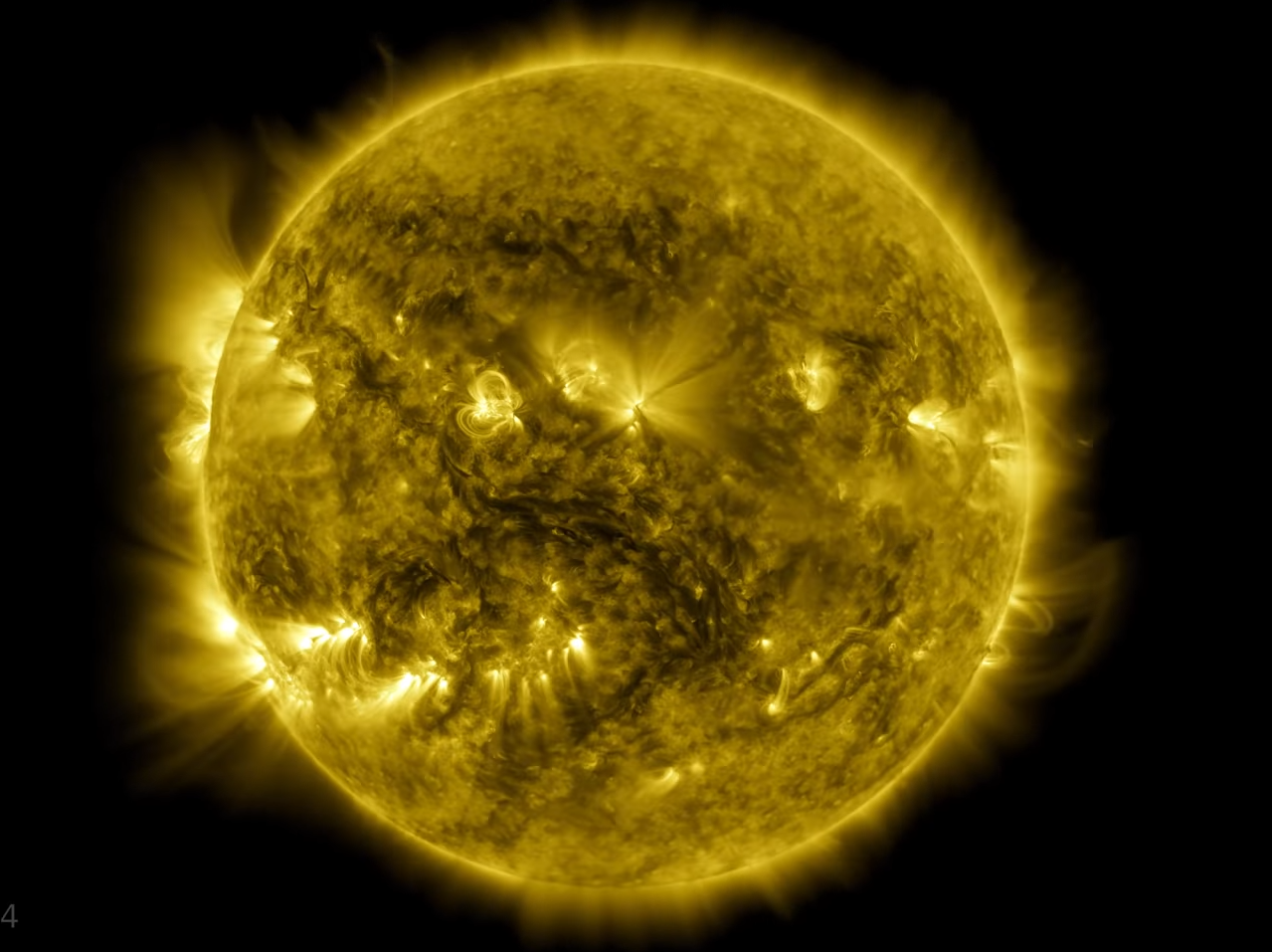 A false colour image of the sun when interesting things were happening . There are coronal holes and loops visible on the surface. This is a screenshot of the NASA video mentioned in the toot